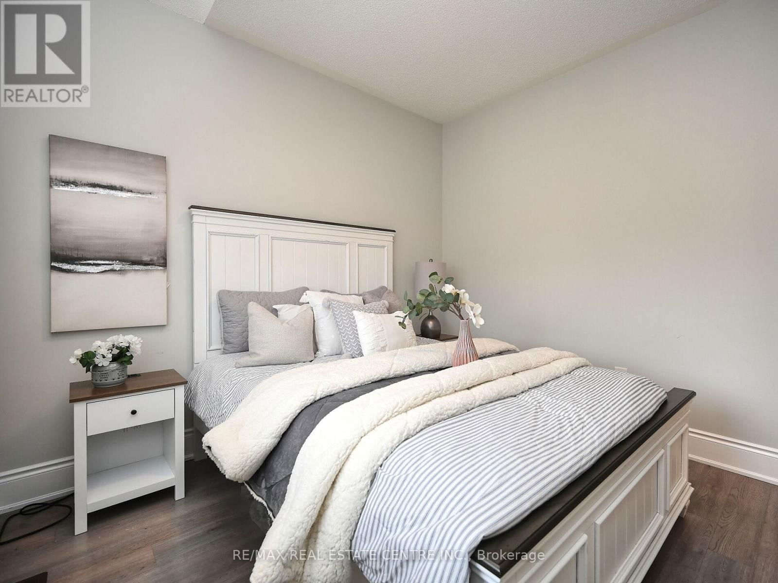 171 BELMORE COURT Image 27