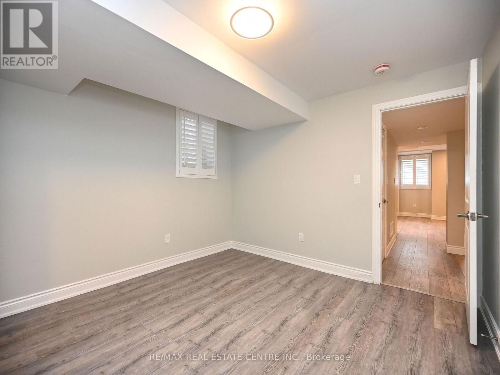 171 BELMORE COURT Image 47