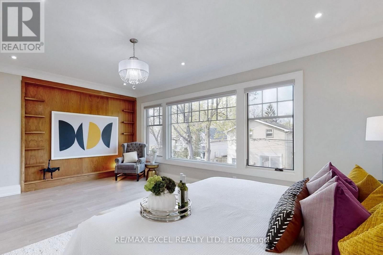 430 REYNOLDS STREET Image 23