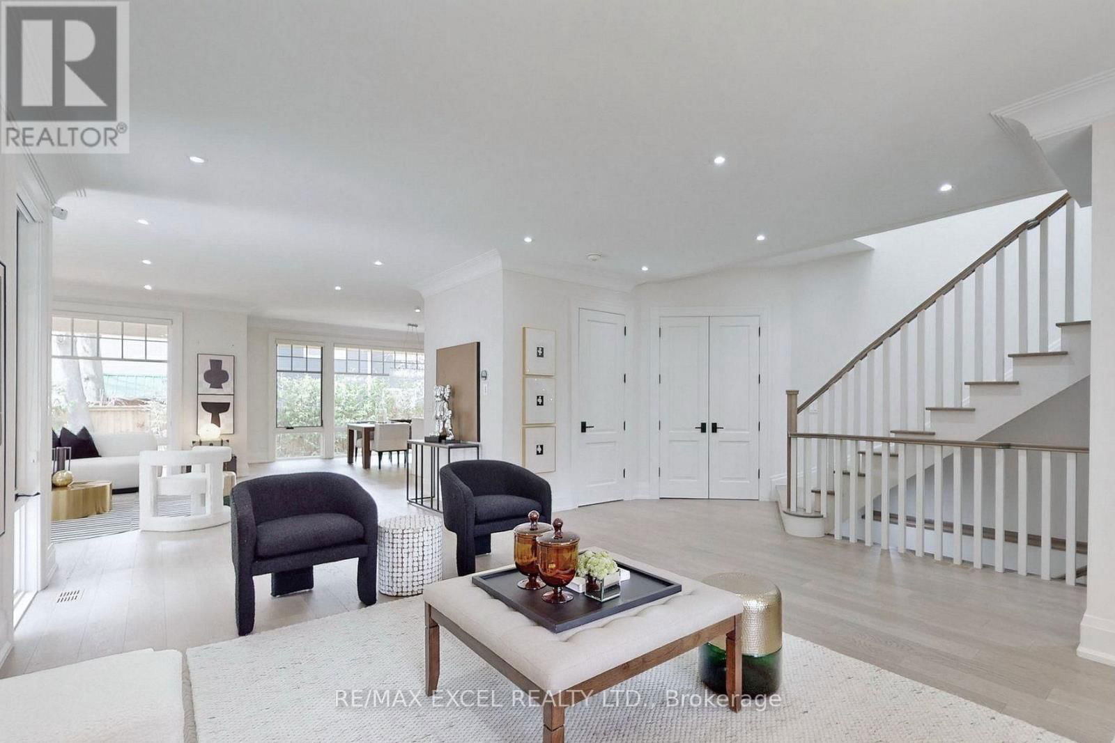 430 REYNOLDS STREET Image 6