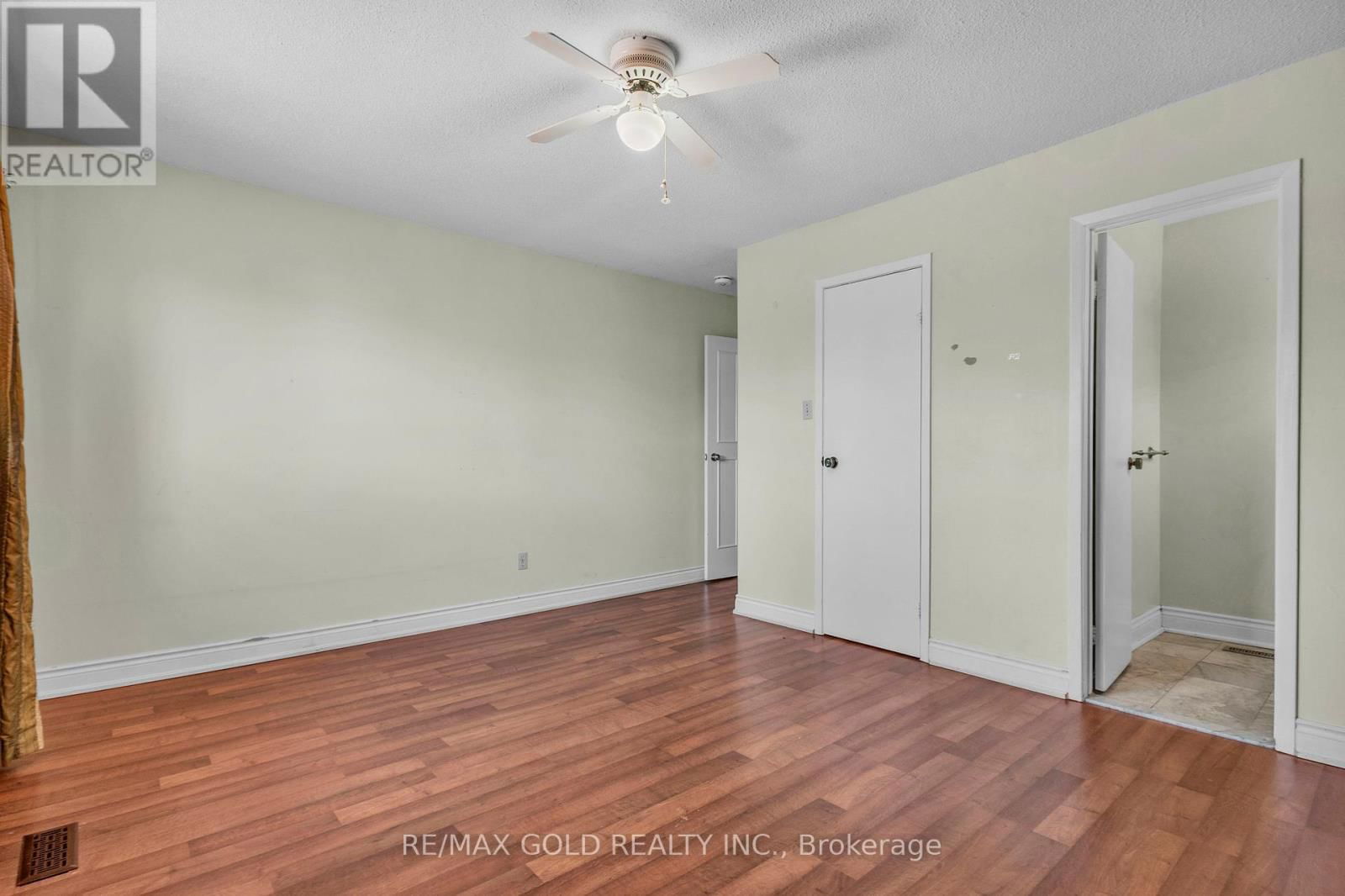 17 MANSION STREET Image 28