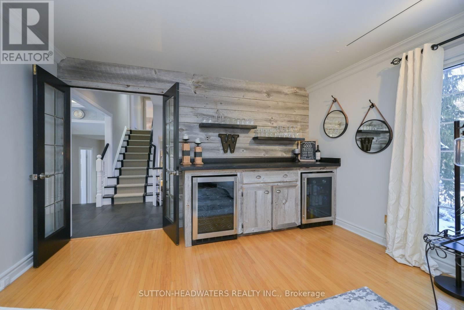 563 RIVER ROAD Image 17