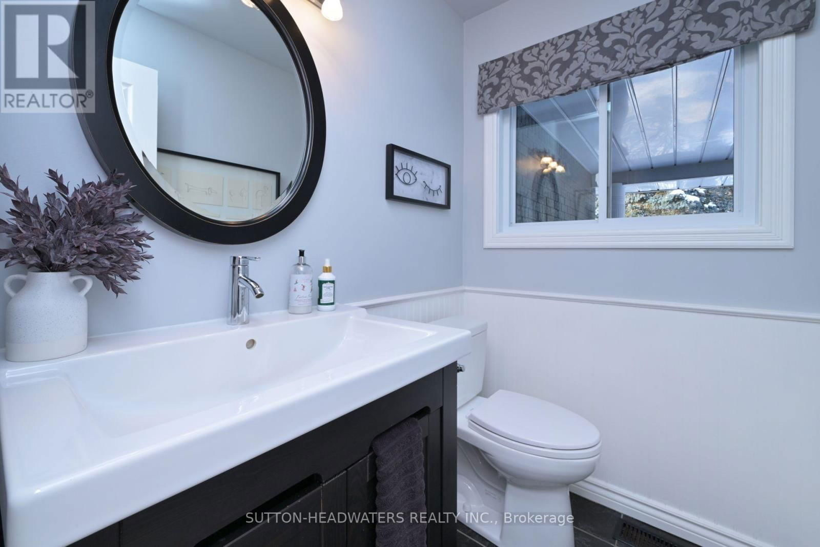 563 RIVER ROAD Image 22