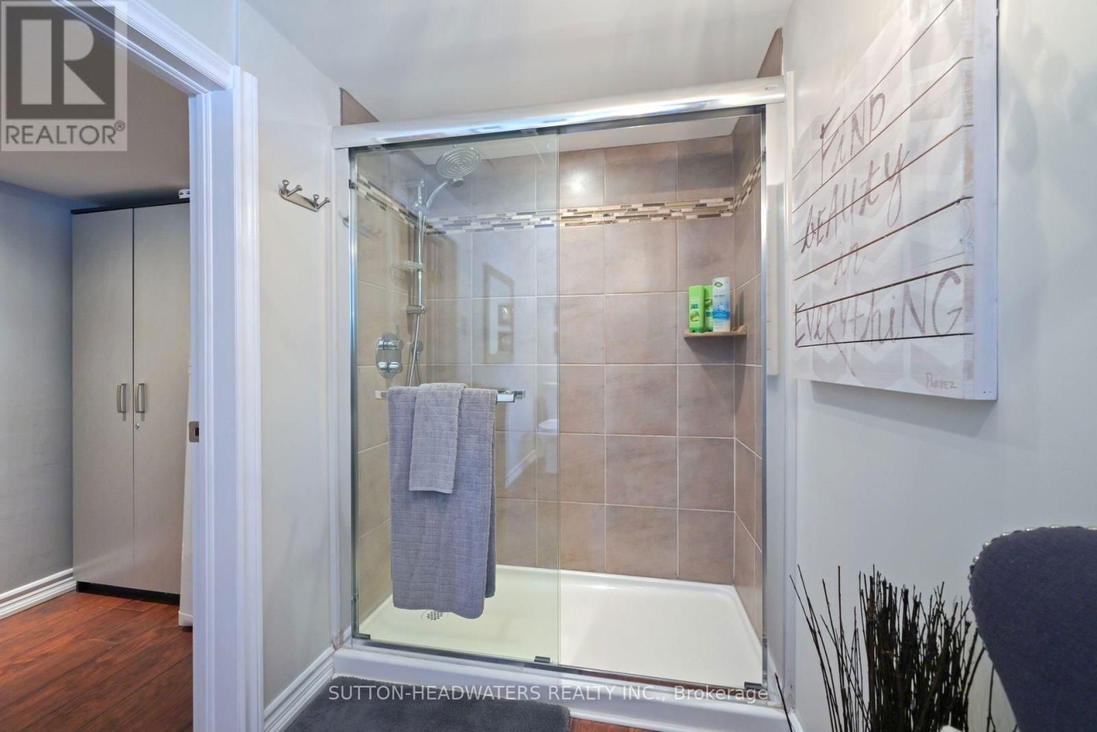 563 RIVER ROAD Image 37