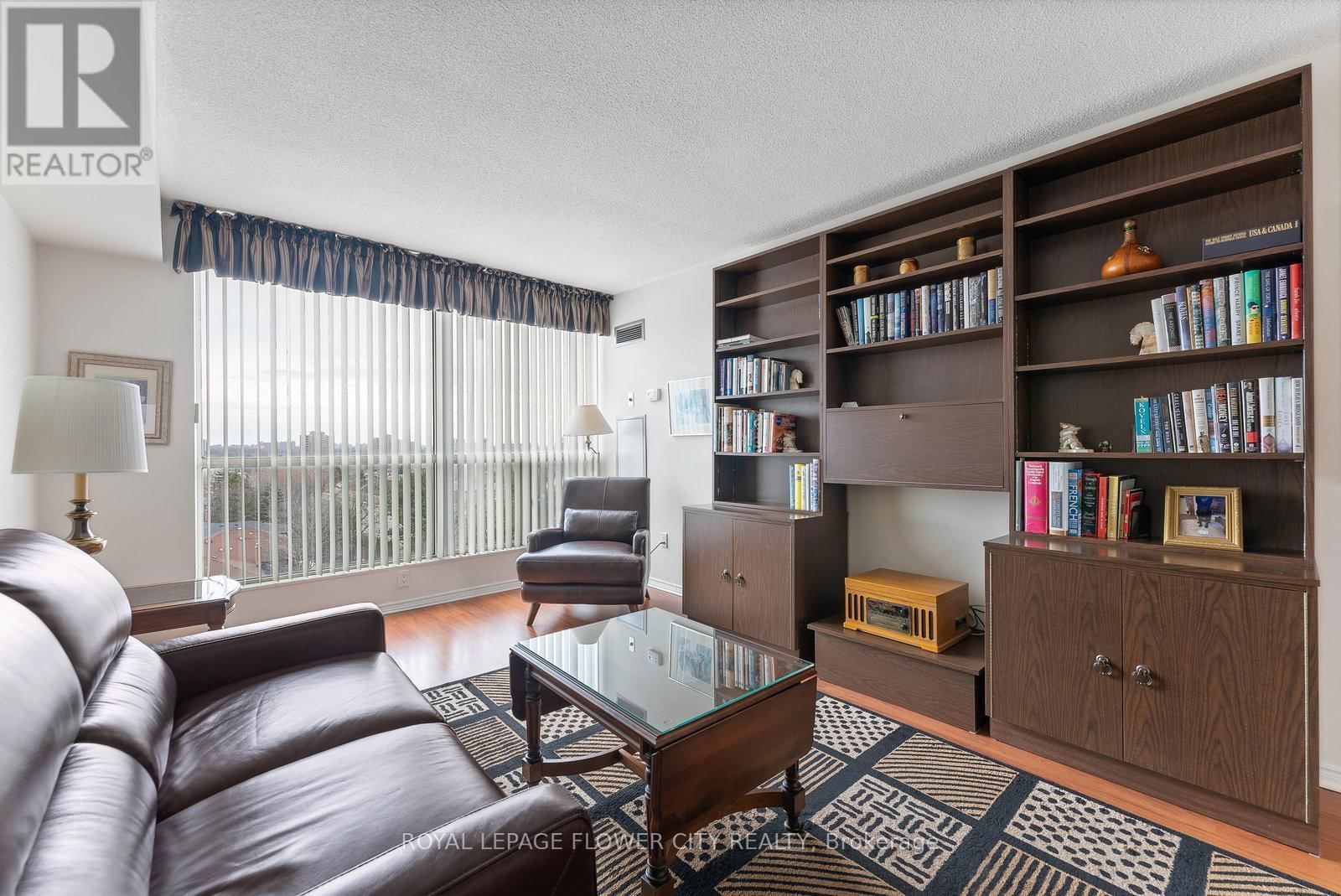 701 - 1500 GRAZIA COURT NORTH Image 32