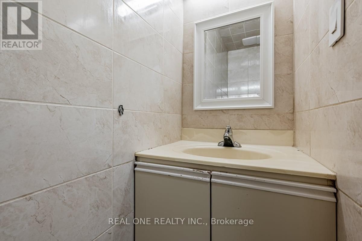 30 HERKLEY DRIVE Image 16