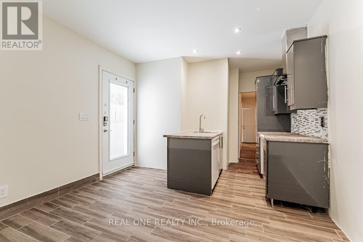 30 HERKLEY DRIVE Image 17