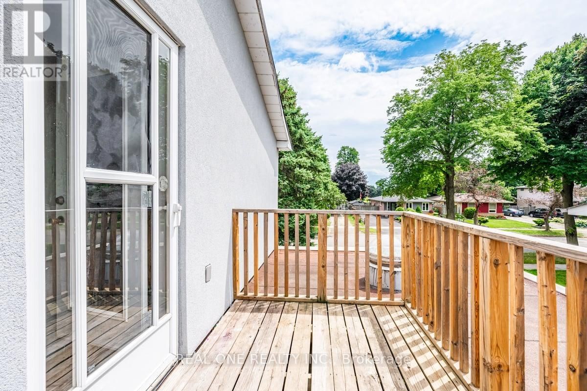 30 HERKLEY DRIVE Image 23