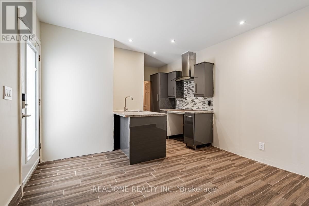 30 HERKLEY DRIVE Image 27