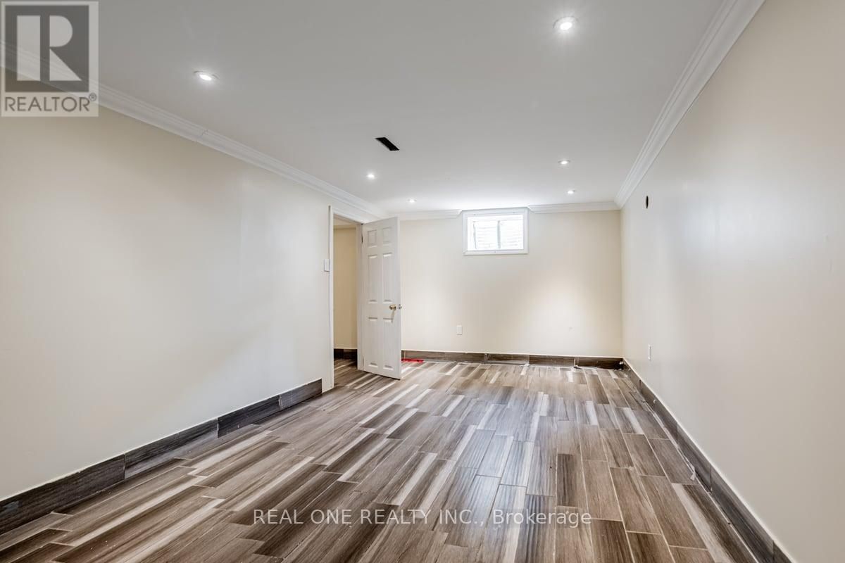 30 HERKLEY DRIVE Image 32