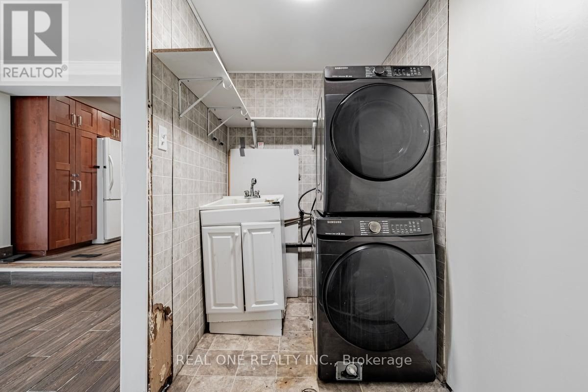 30 HERKLEY DRIVE Image 34