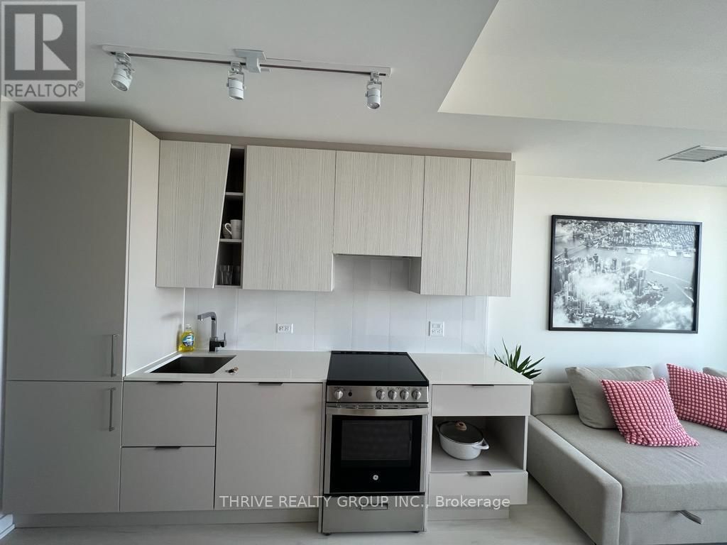 3208 - 3900 CONFEDERATION PARKWAY Image 2