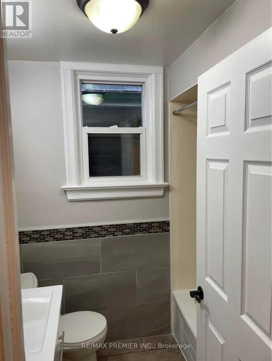 Main - 394 WHITMORE AVENUE Image 11
