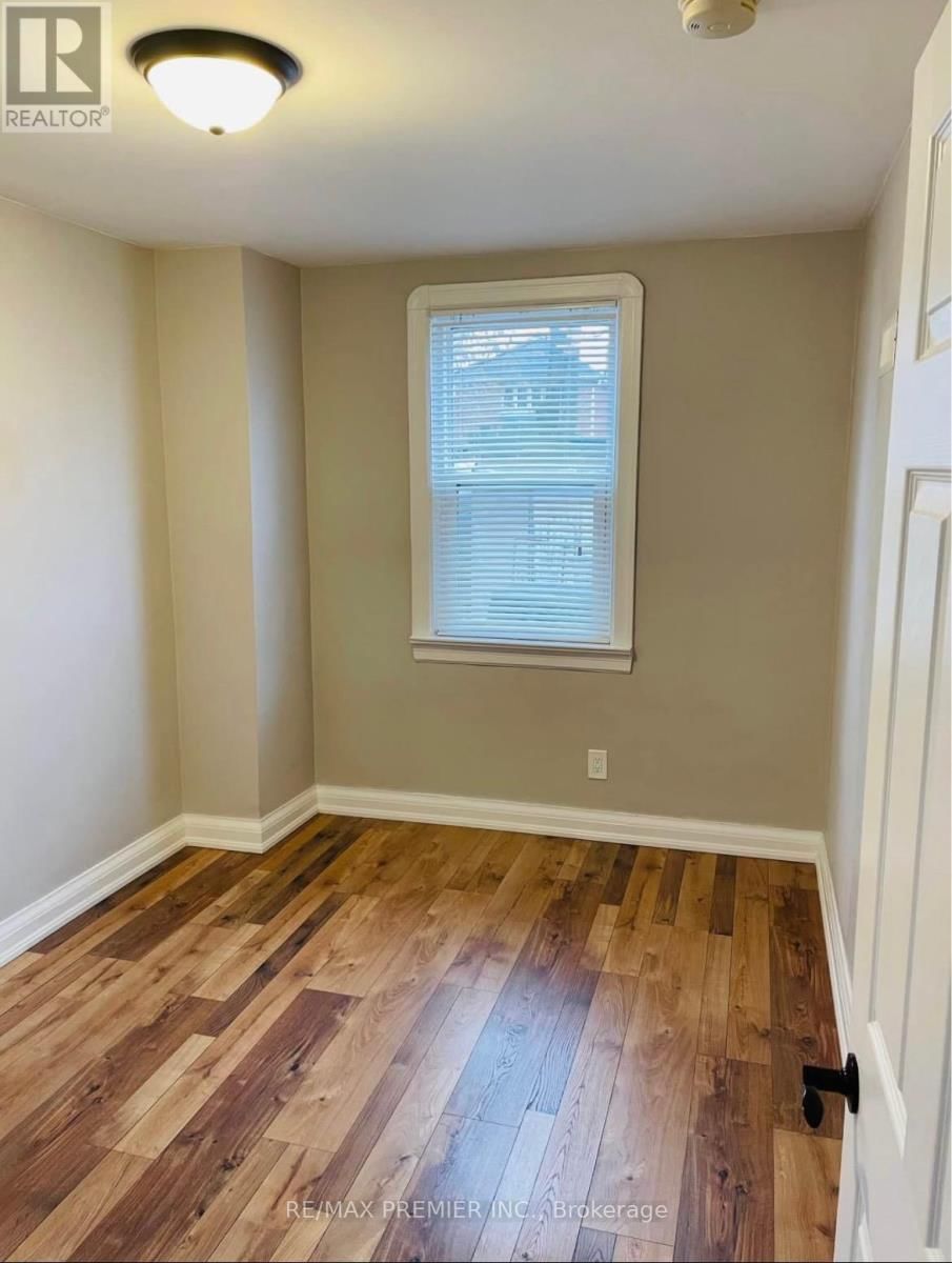 Main - 394 WHITMORE AVENUE Image 12