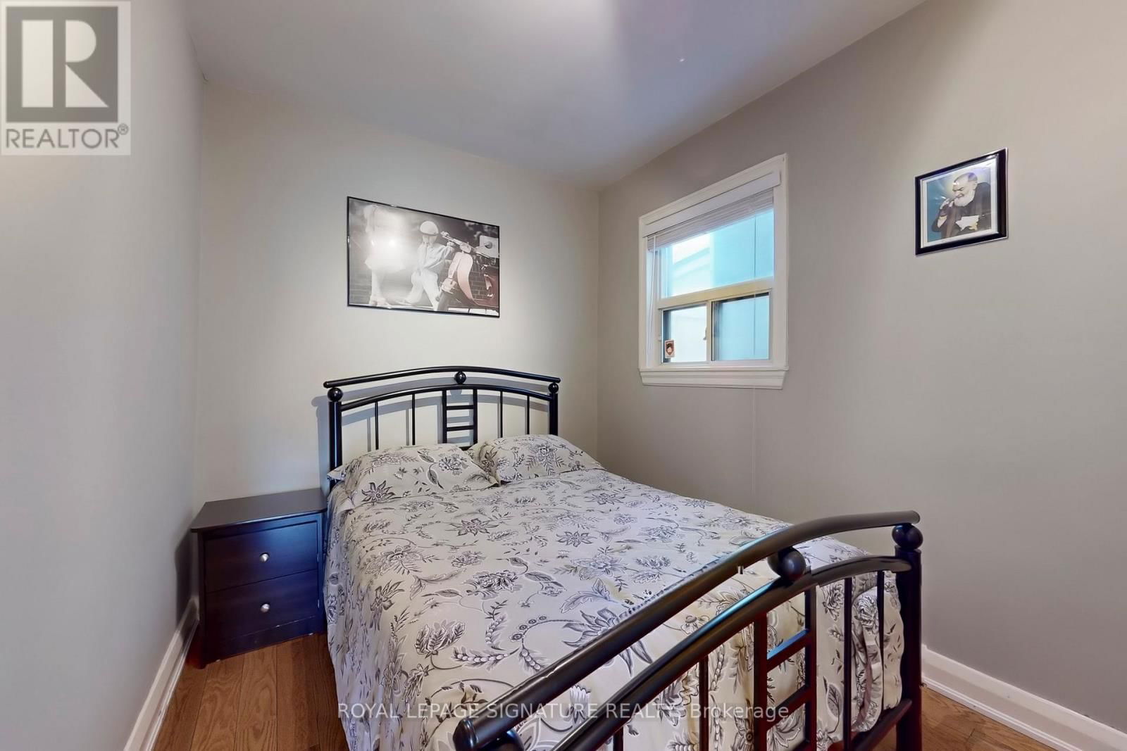 12 ROWNTREE AVENUE Image 15