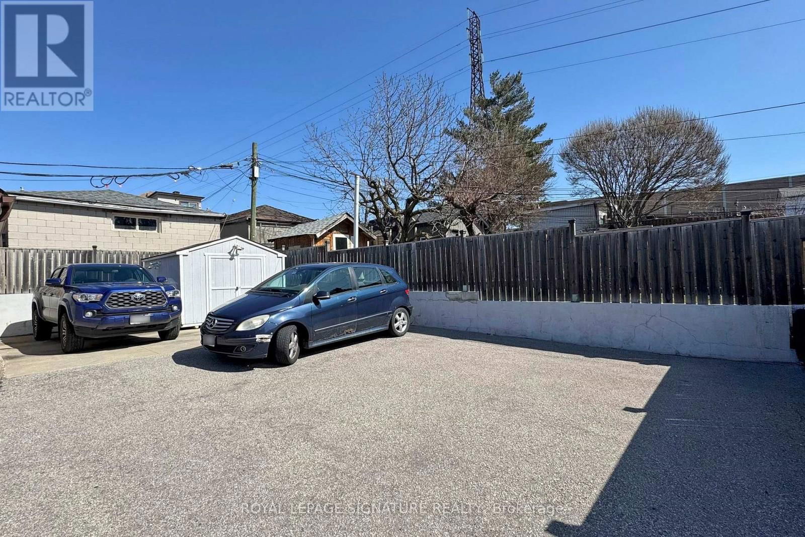 12 ROWNTREE AVENUE Image 34