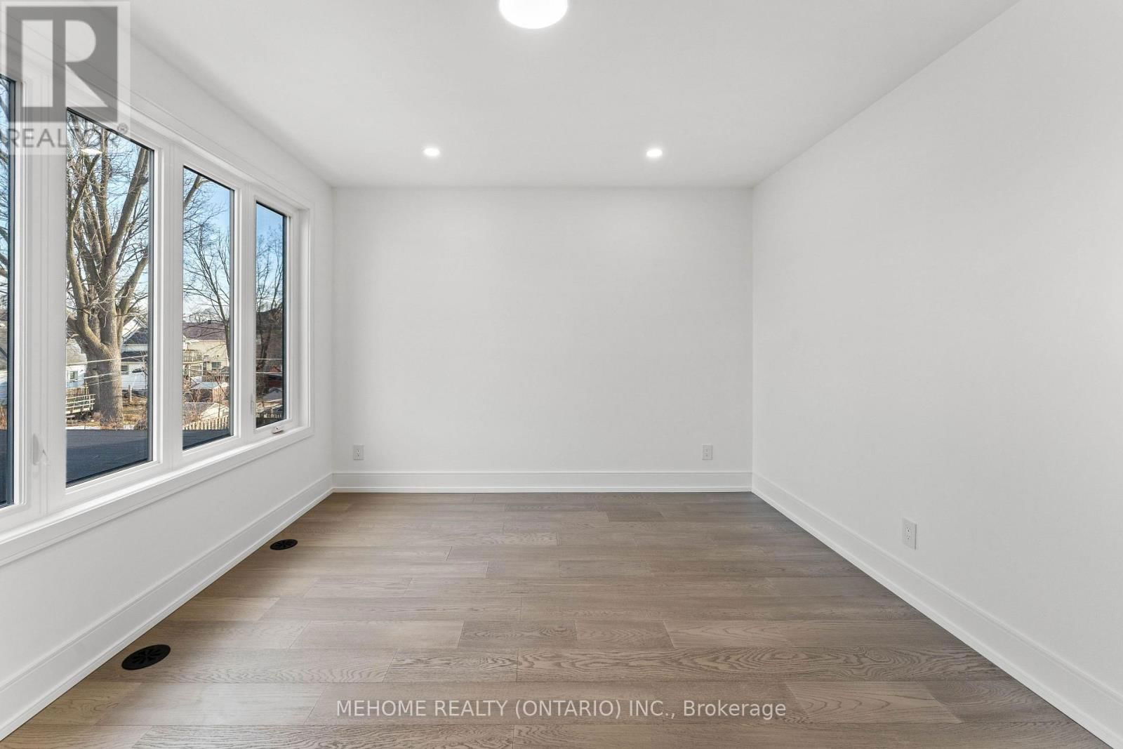 46 WILLIAM STREET Image 17