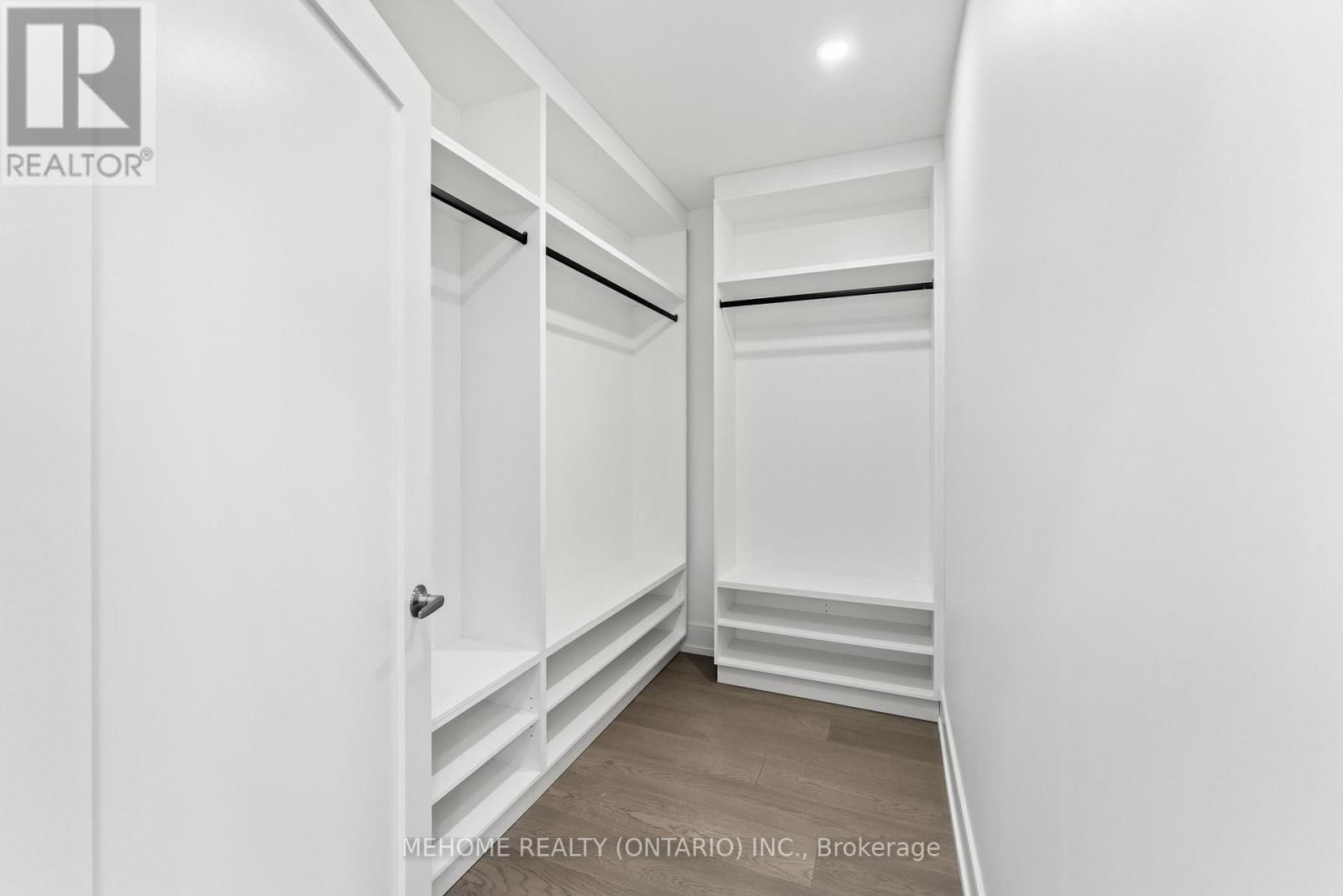 46 WILLIAM STREET Image 18