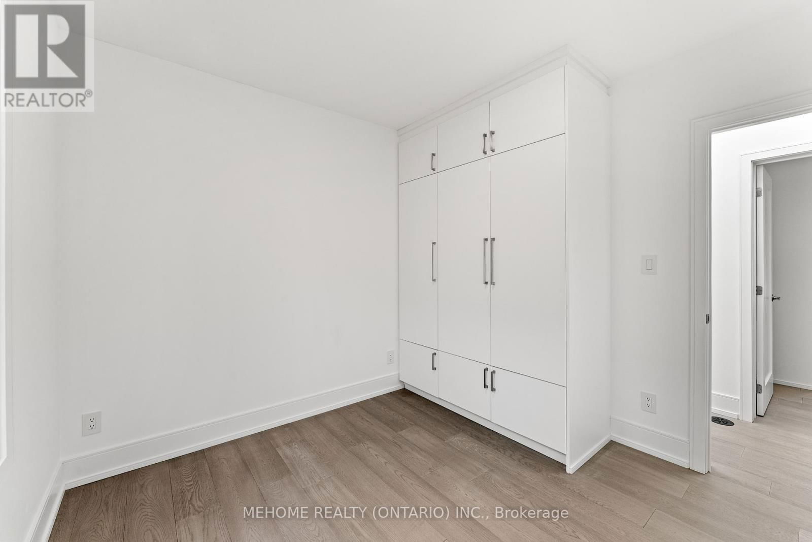 46 WILLIAM STREET Image 26