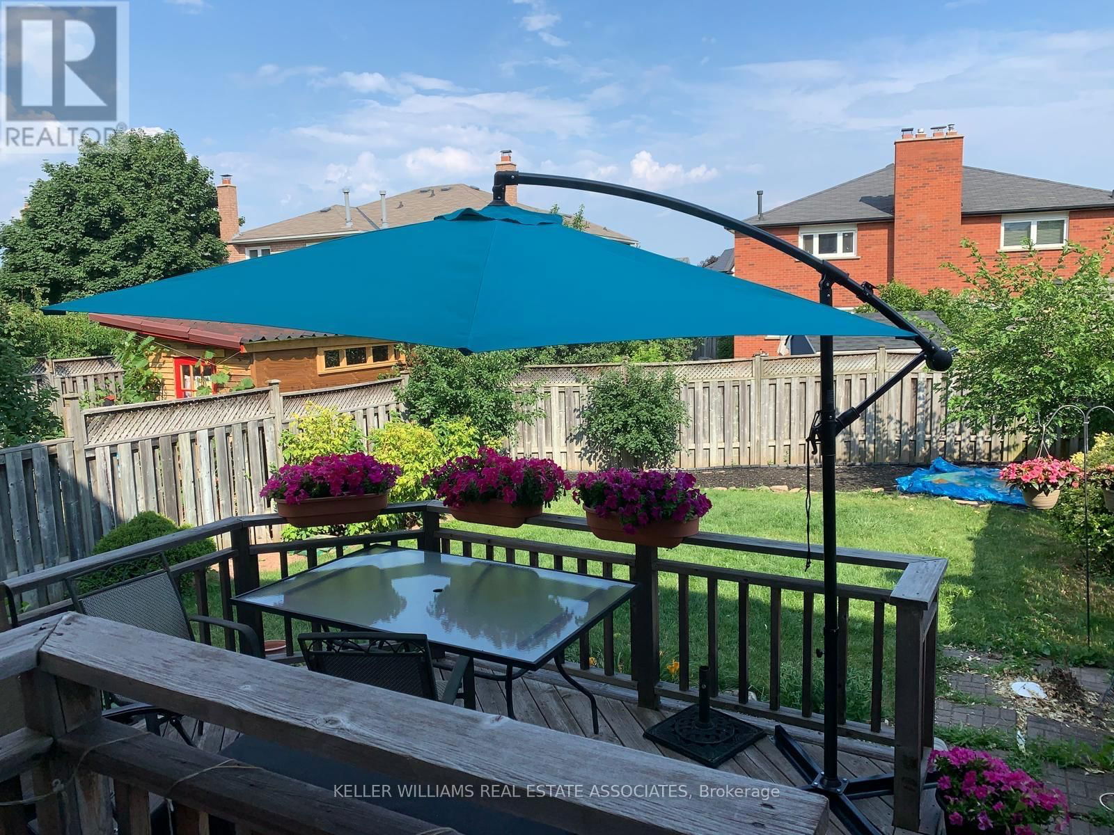 144 GENESEE DRIVE Image 26