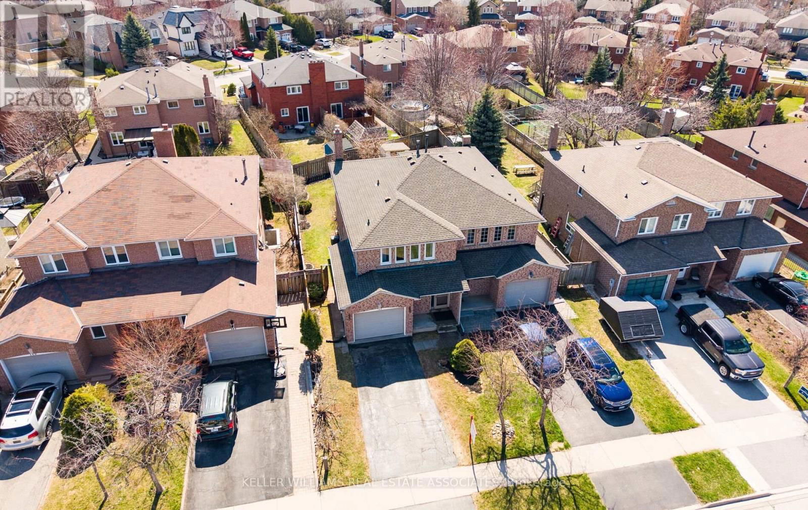 144 GENESEE DRIVE Image 28