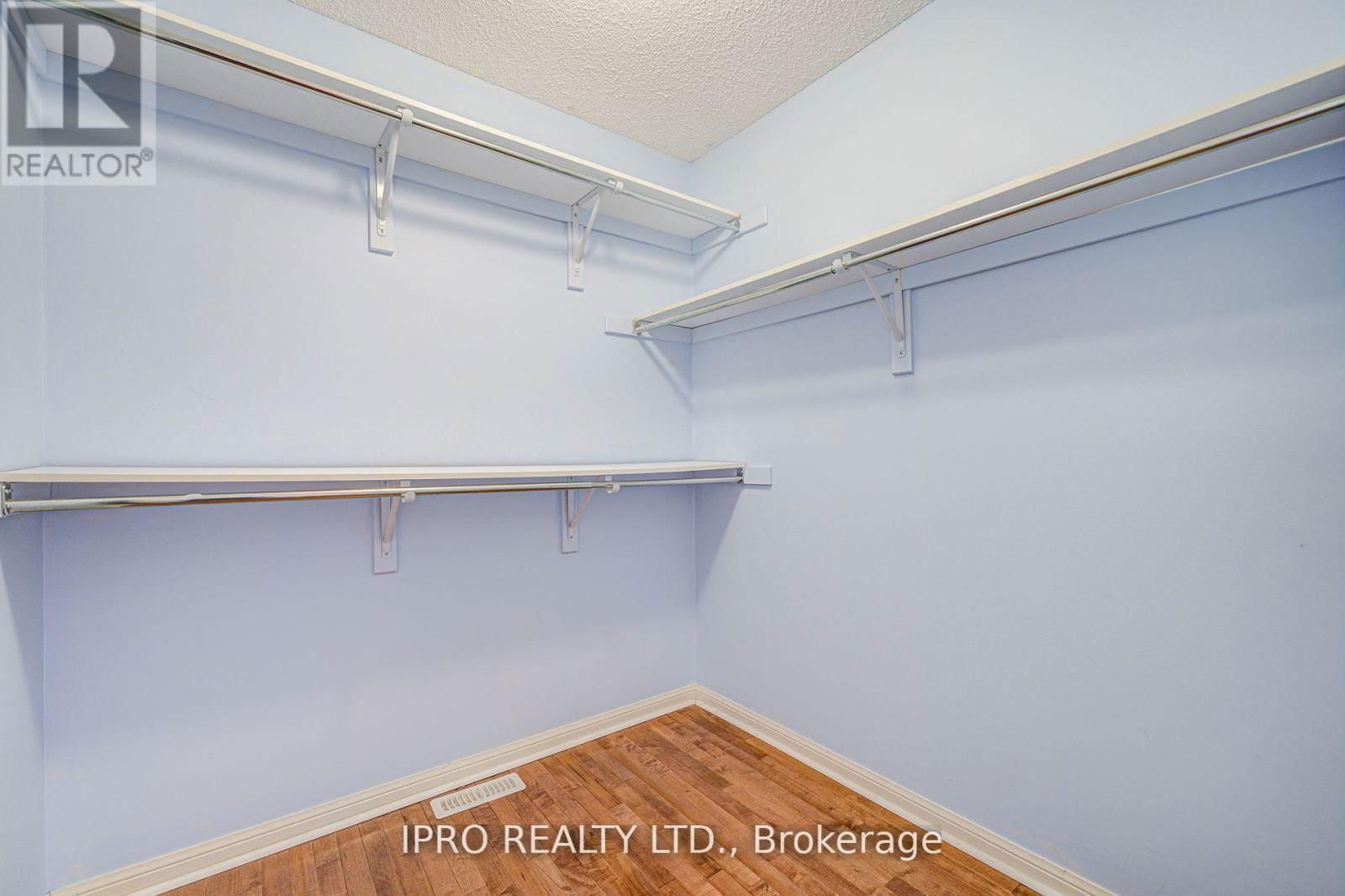 7 BONAVISTA DRIVE Image 23