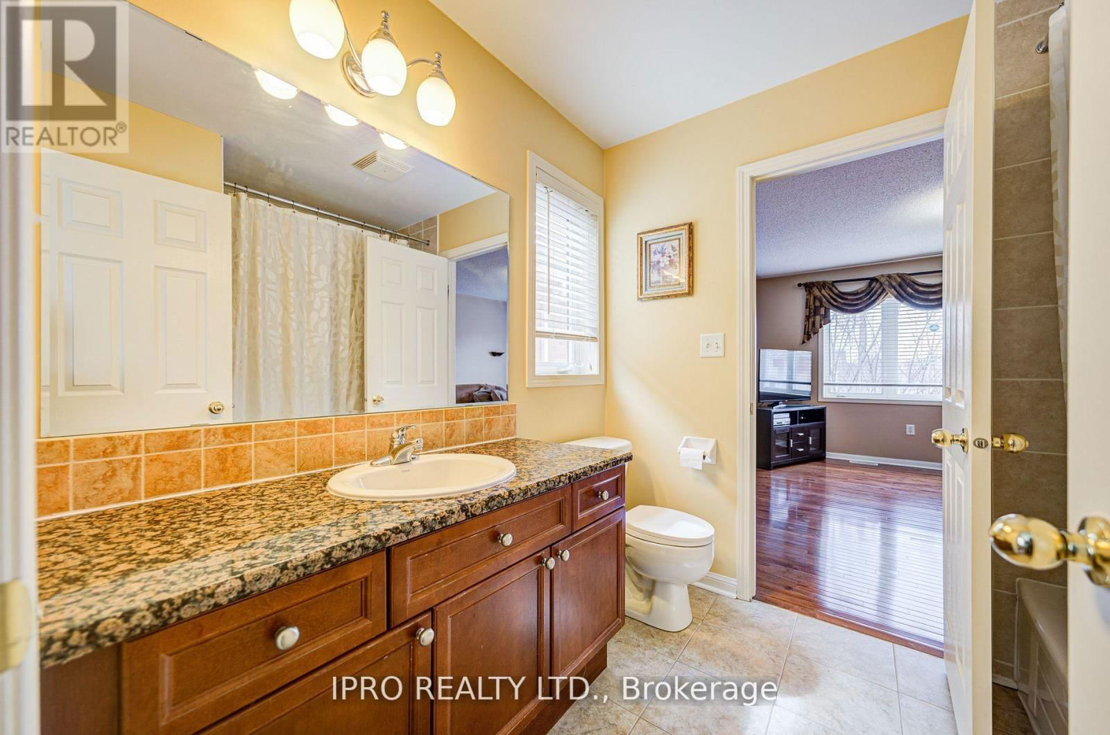 7 BONAVISTA DRIVE Image 28