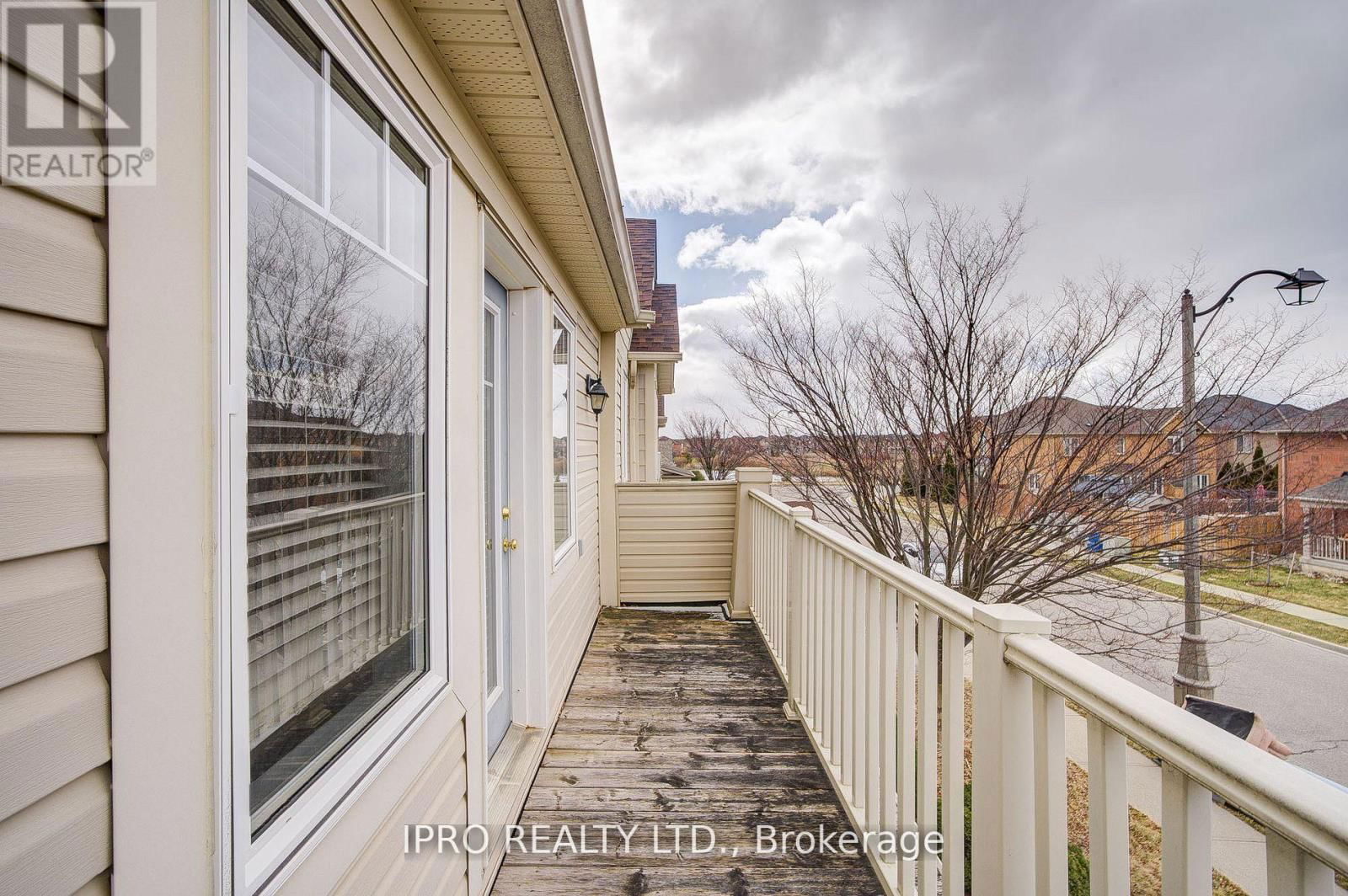 7 BONAVISTA DRIVE Image 34