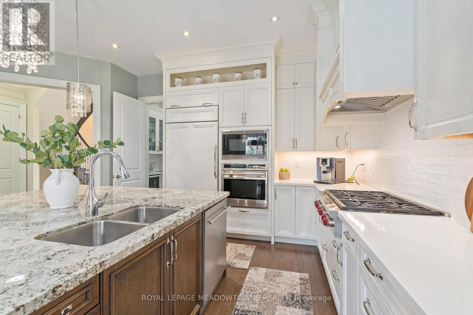 32 AINLEY TRAIL Image 10