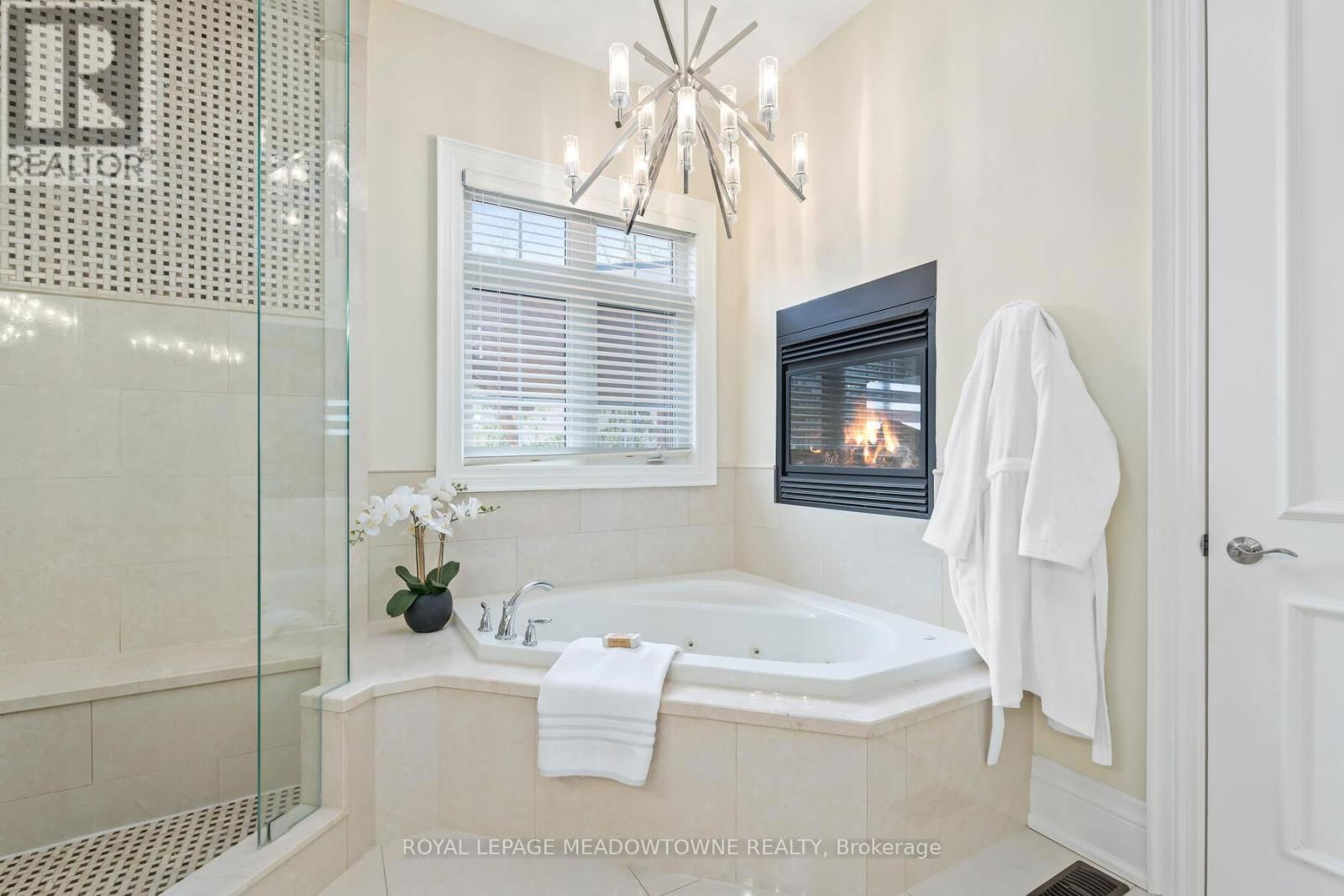 32 AINLEY TRAIL Image 18