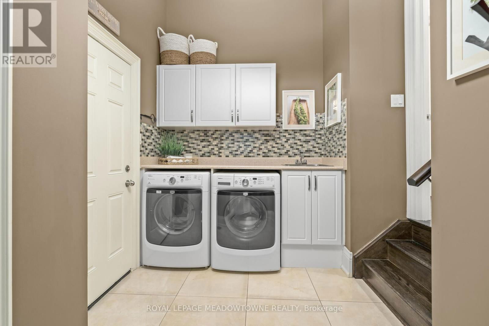 32 AINLEY TRAIL Image 23