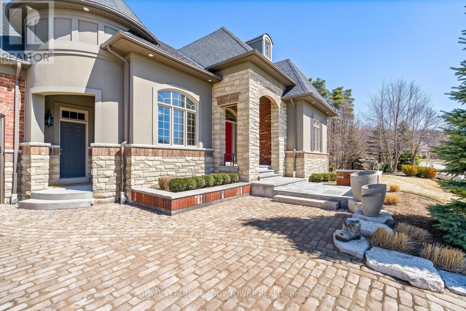 32 AINLEY TRAIL Image 5