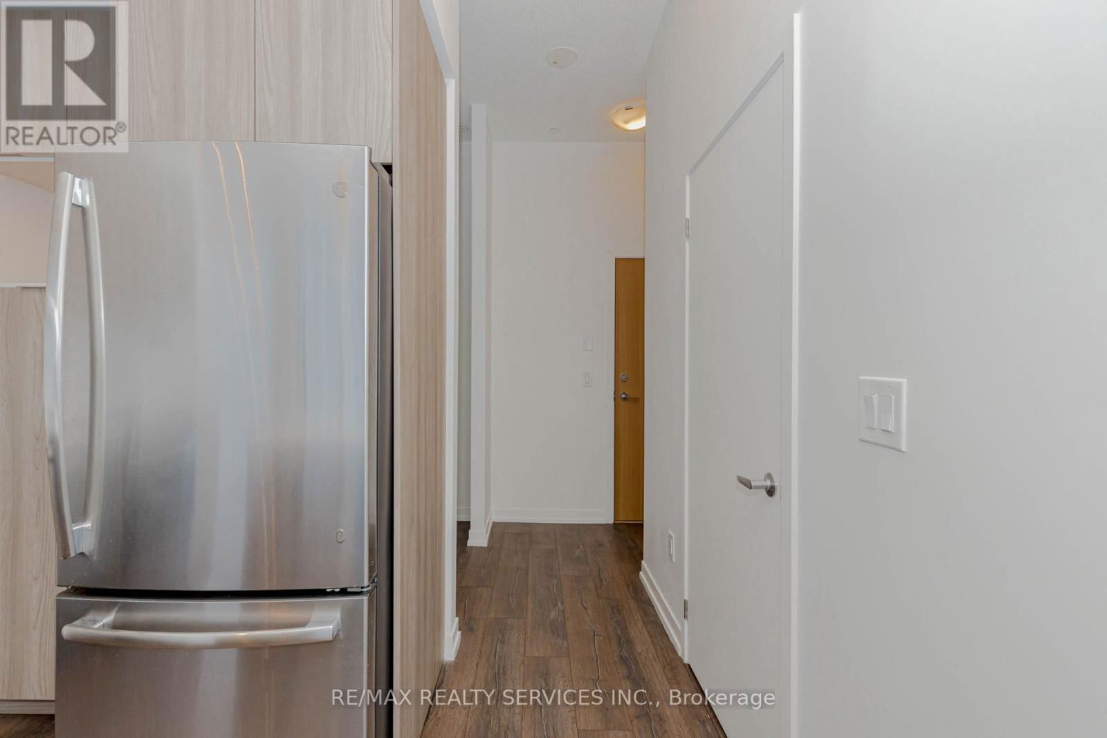 412 - 2520 EGLINGTON AVENUE WEST Image 27