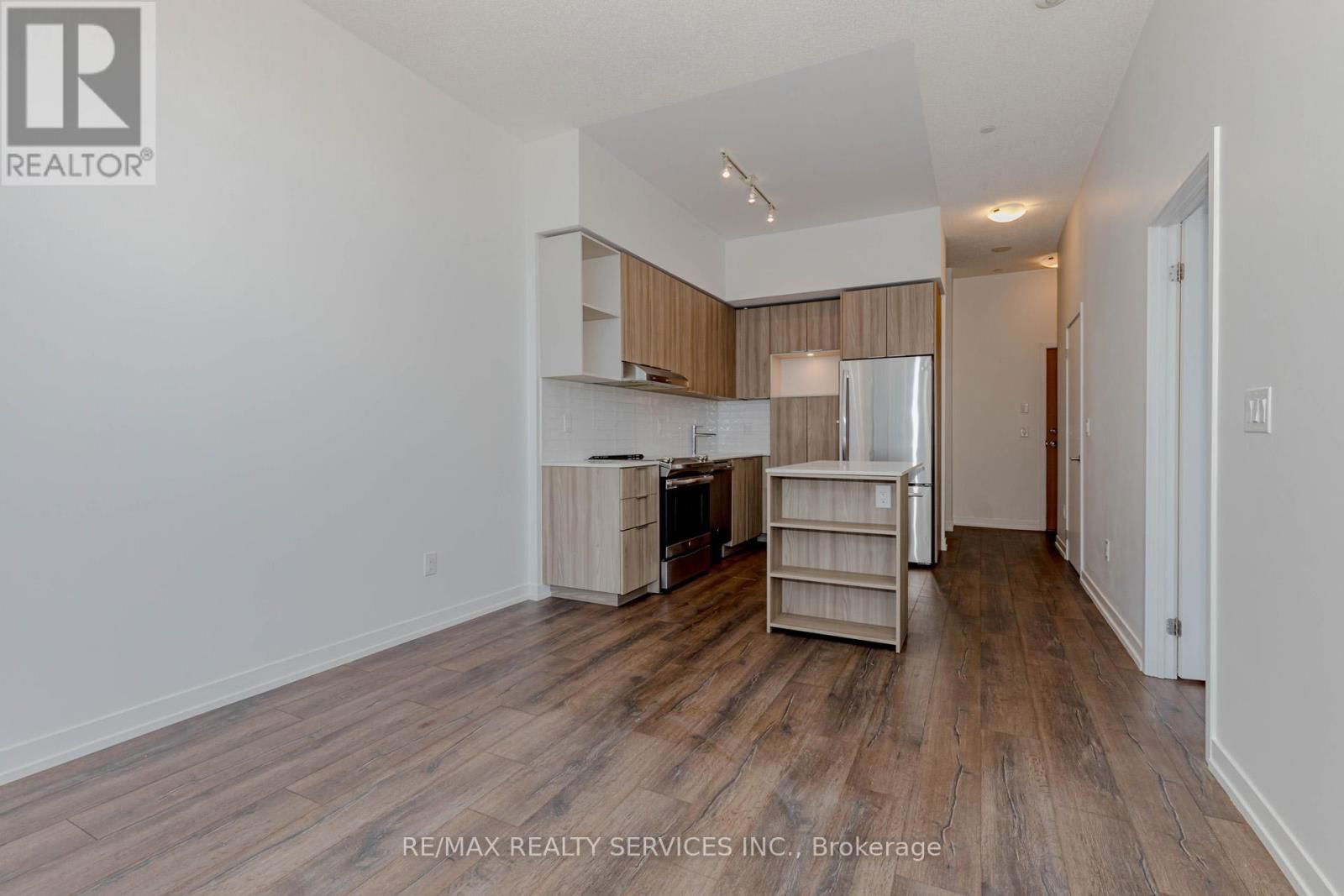 412 - 2520 EGLINGTON AVENUE WEST Image 31