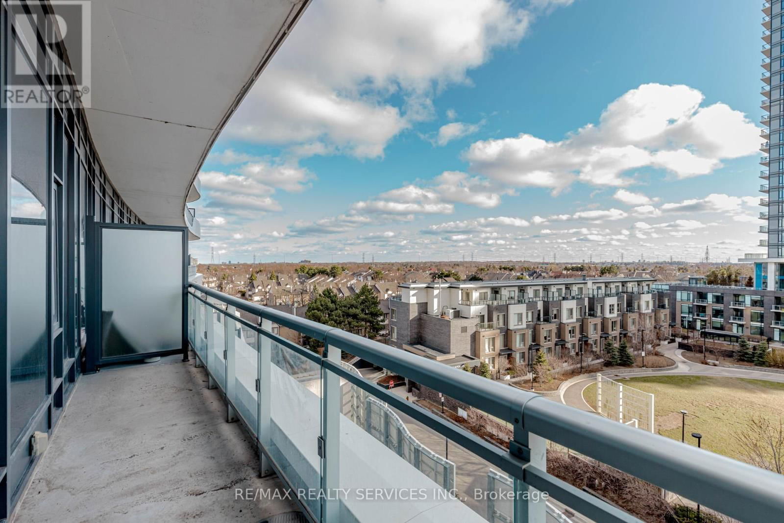 412 - 2520 EGLINGTON AVENUE WEST Image 43
