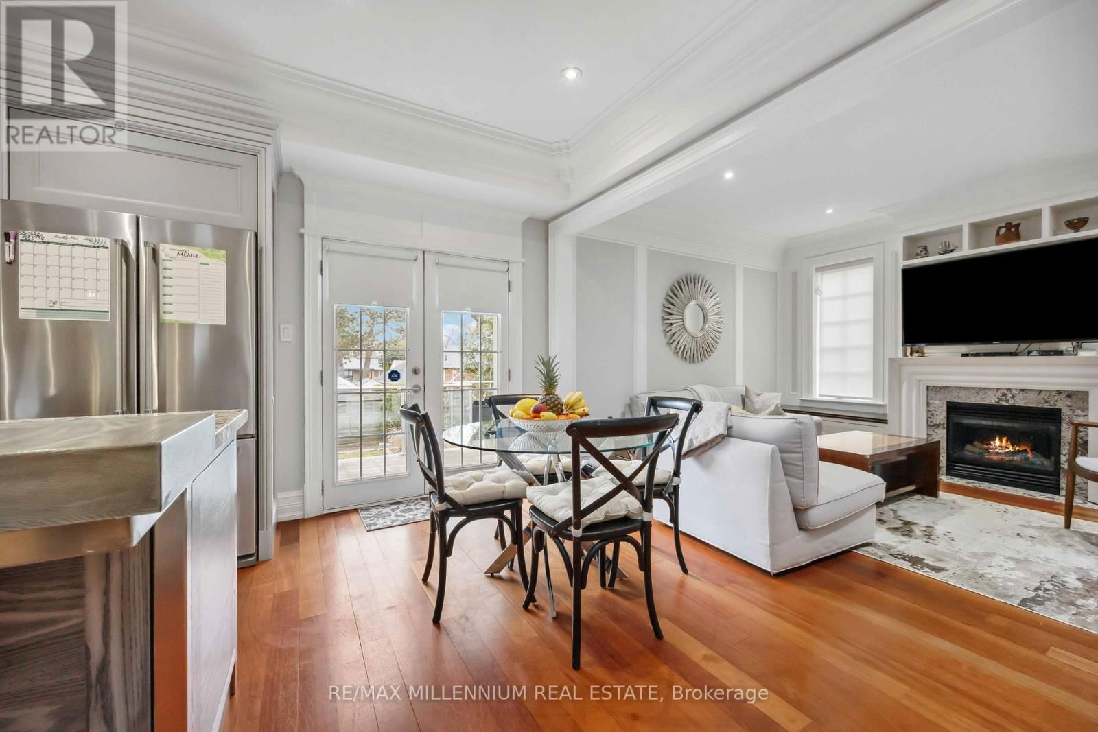 55 BURROWS AVENUE Image 13