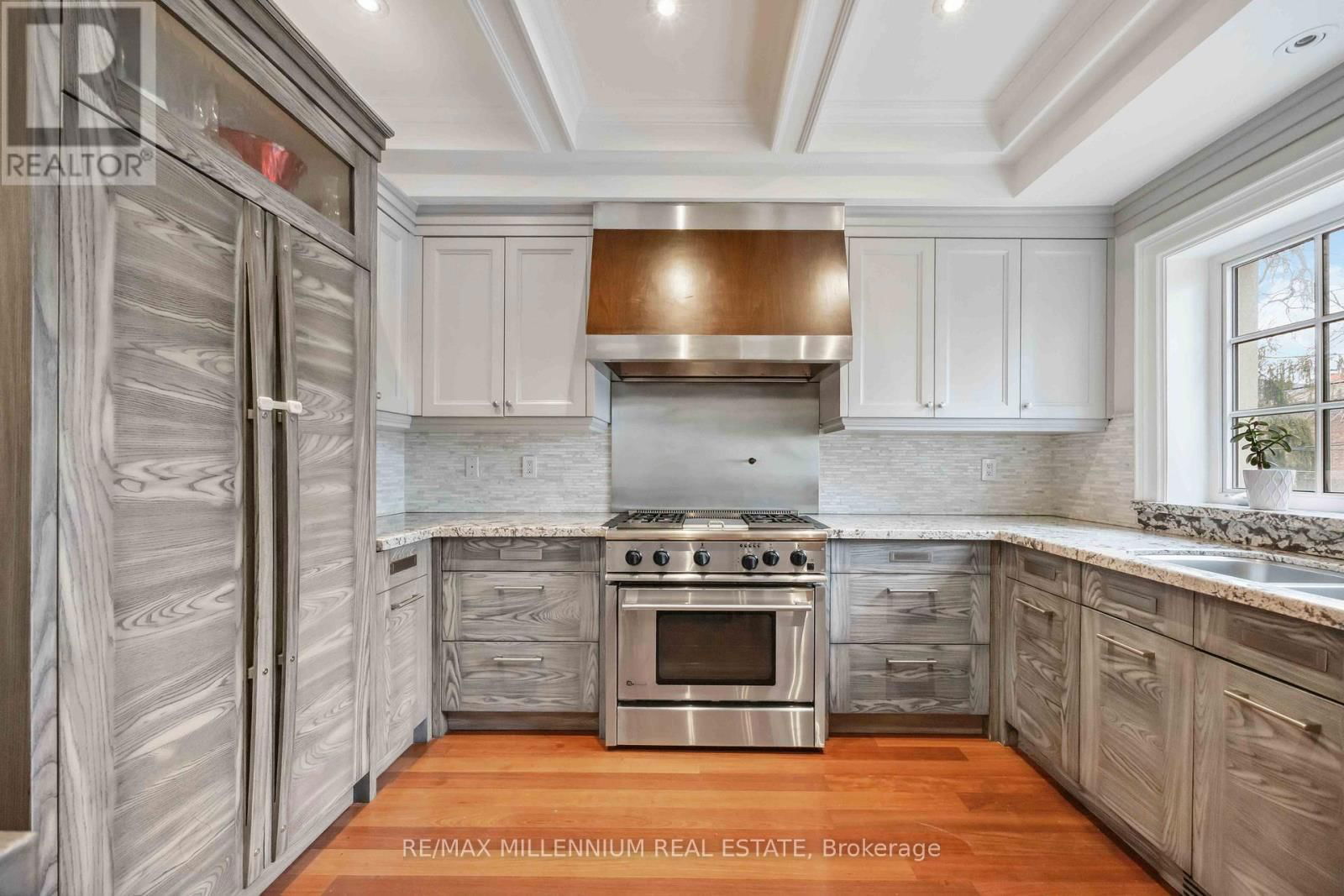 55 BURROWS AVENUE Image 23