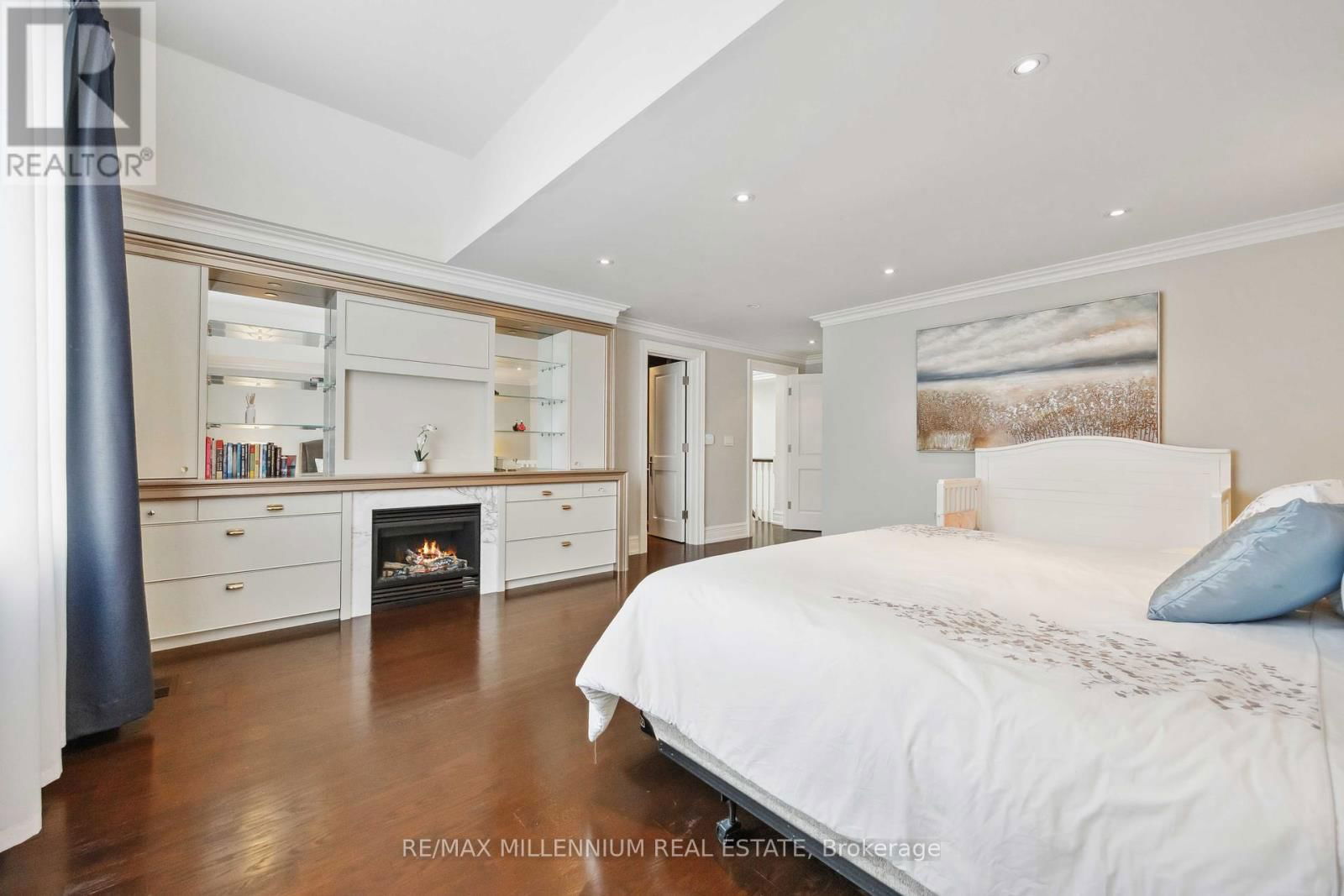 55 BURROWS AVENUE Image 27