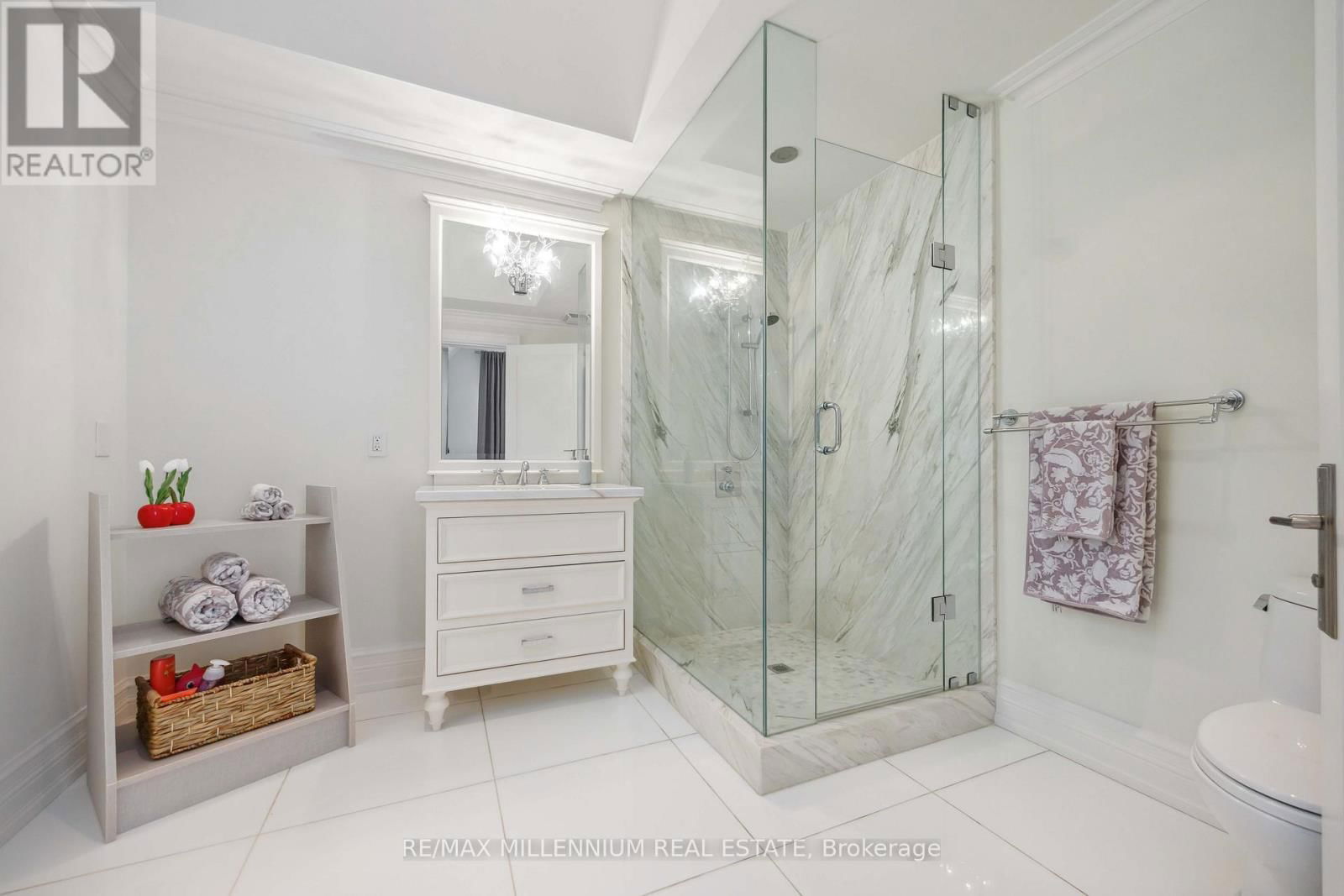 55 BURROWS AVENUE Image 36