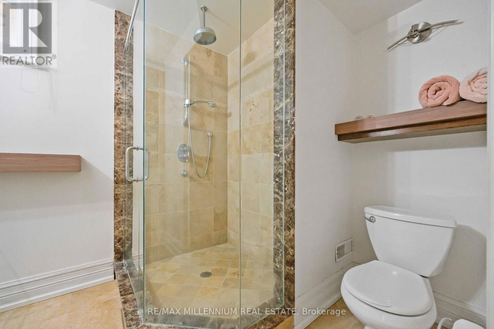 55 BURROWS AVENUE Image 46