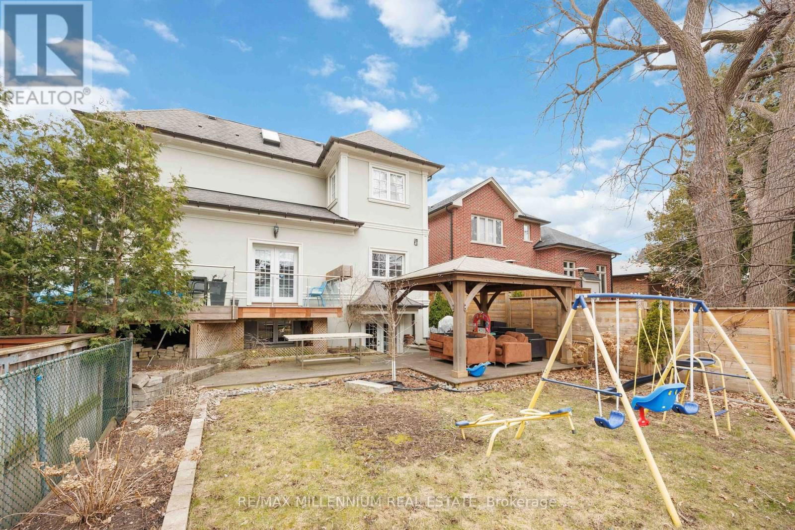55 BURROWS AVENUE Image 49