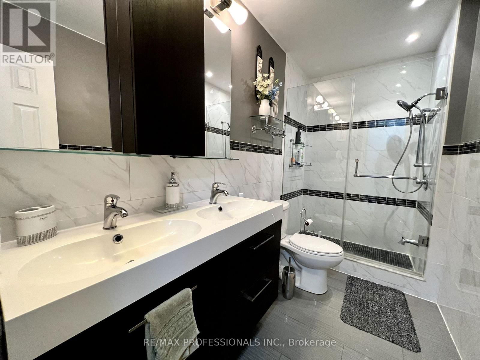 Main - 2545 KINGSBERRY CRESCENT Image 18