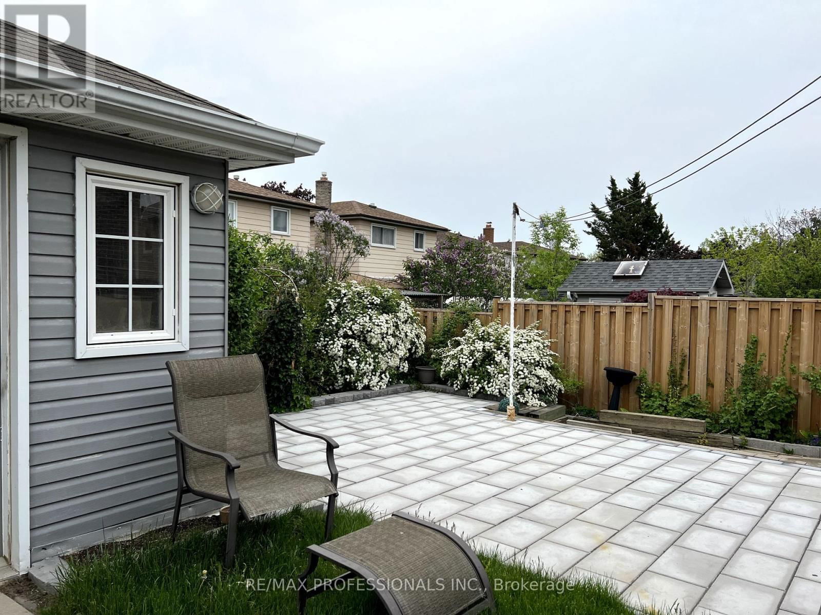 Main - 2545 KINGSBERRY CRESCENT Image 30