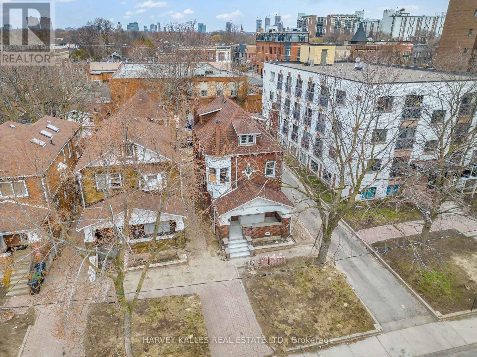 4 LAXTON AVENUE Image 3