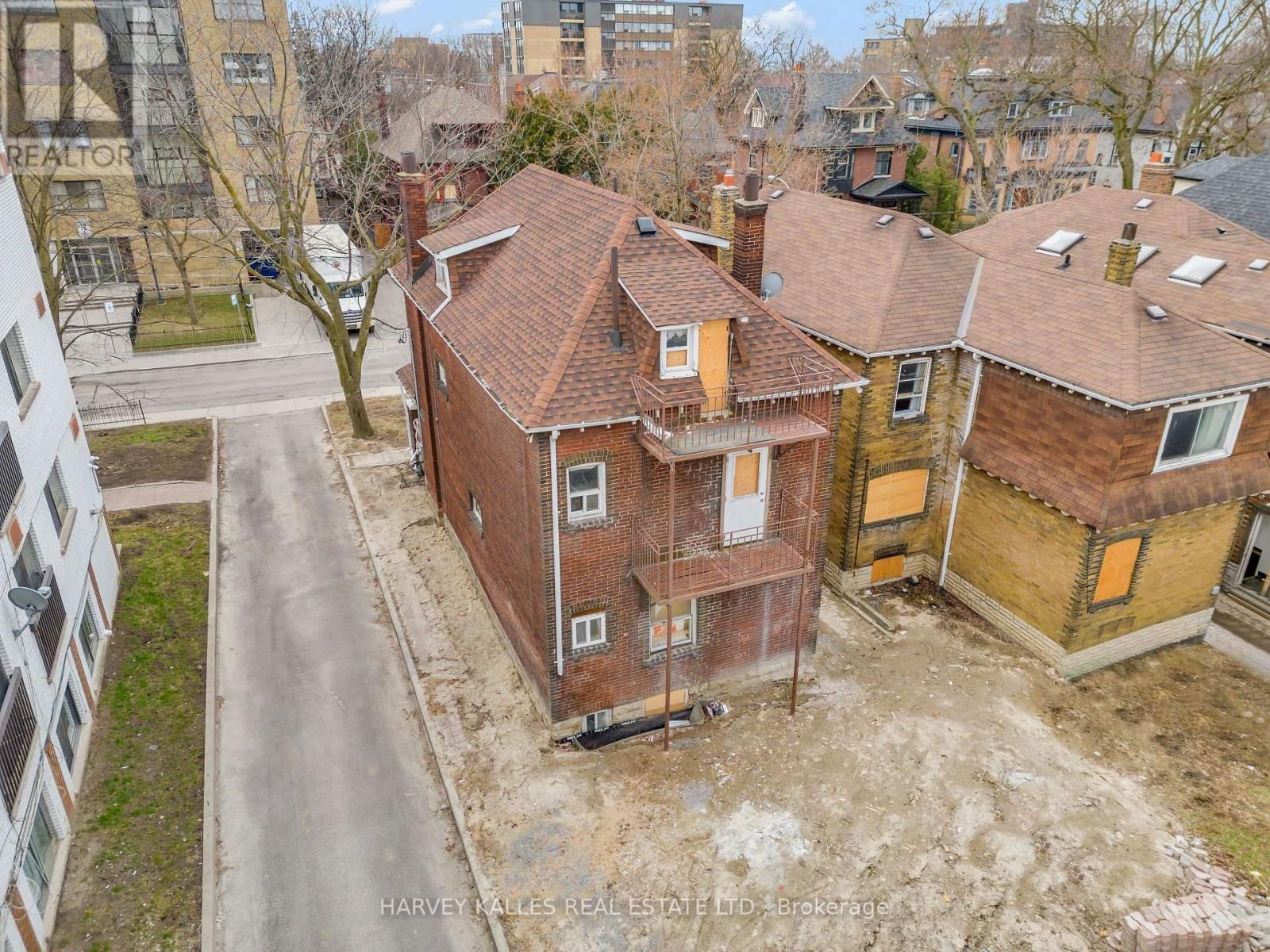 4 LAXTON AVENUE Image 6