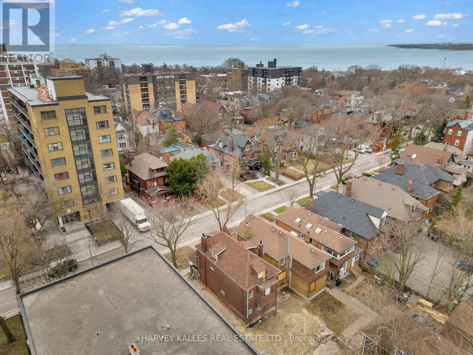 4 LAXTON AVENUE Image 8
