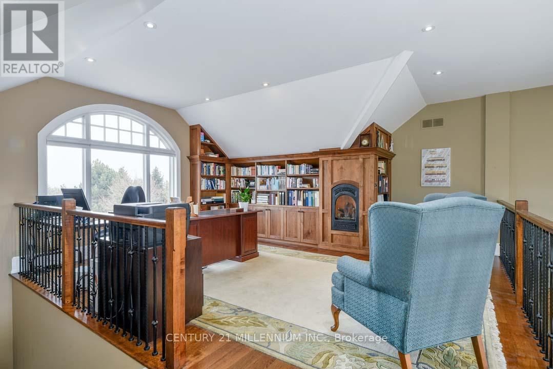4 FLAHERTY LANE Image 37
