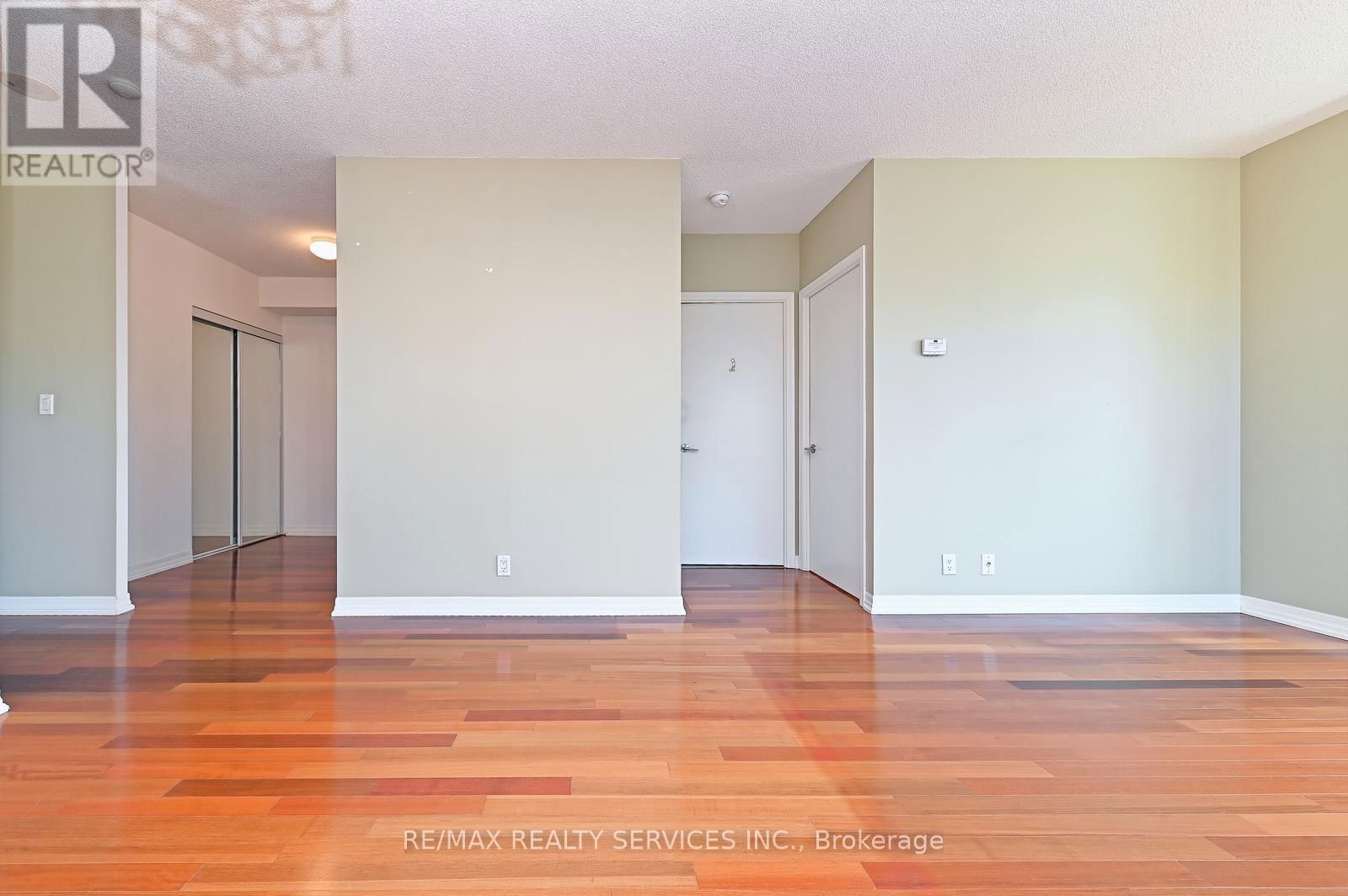 Suite 1309 - 38 FONTENAY COURT Image 20