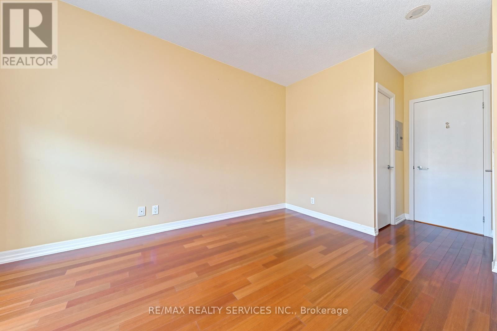 Suite 1309 - 38 FONTENAY COURT Image 27