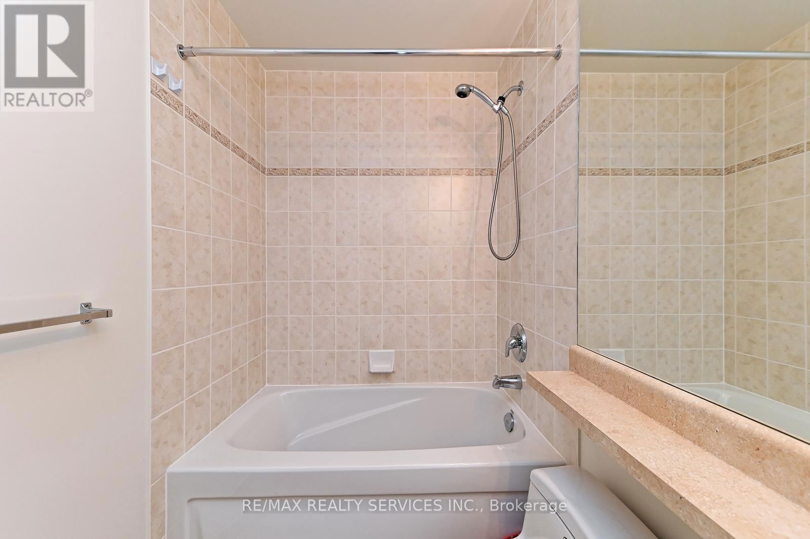 Suite 1309 - 38 FONTENAY COURT Image 29